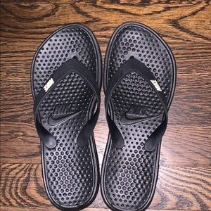Nike Thong Sandals